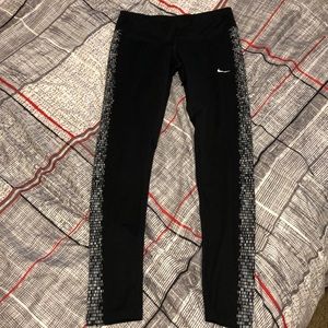 Nike leggings